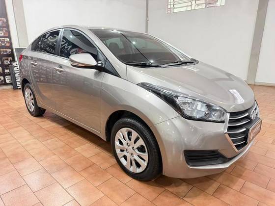 HYUNDAI HB20S 1.6 COMFORT PLUS 16V FLEX 4P MANUAL